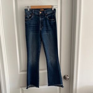 Mother Denim The Insider Crop Step Fray in Teaming Up